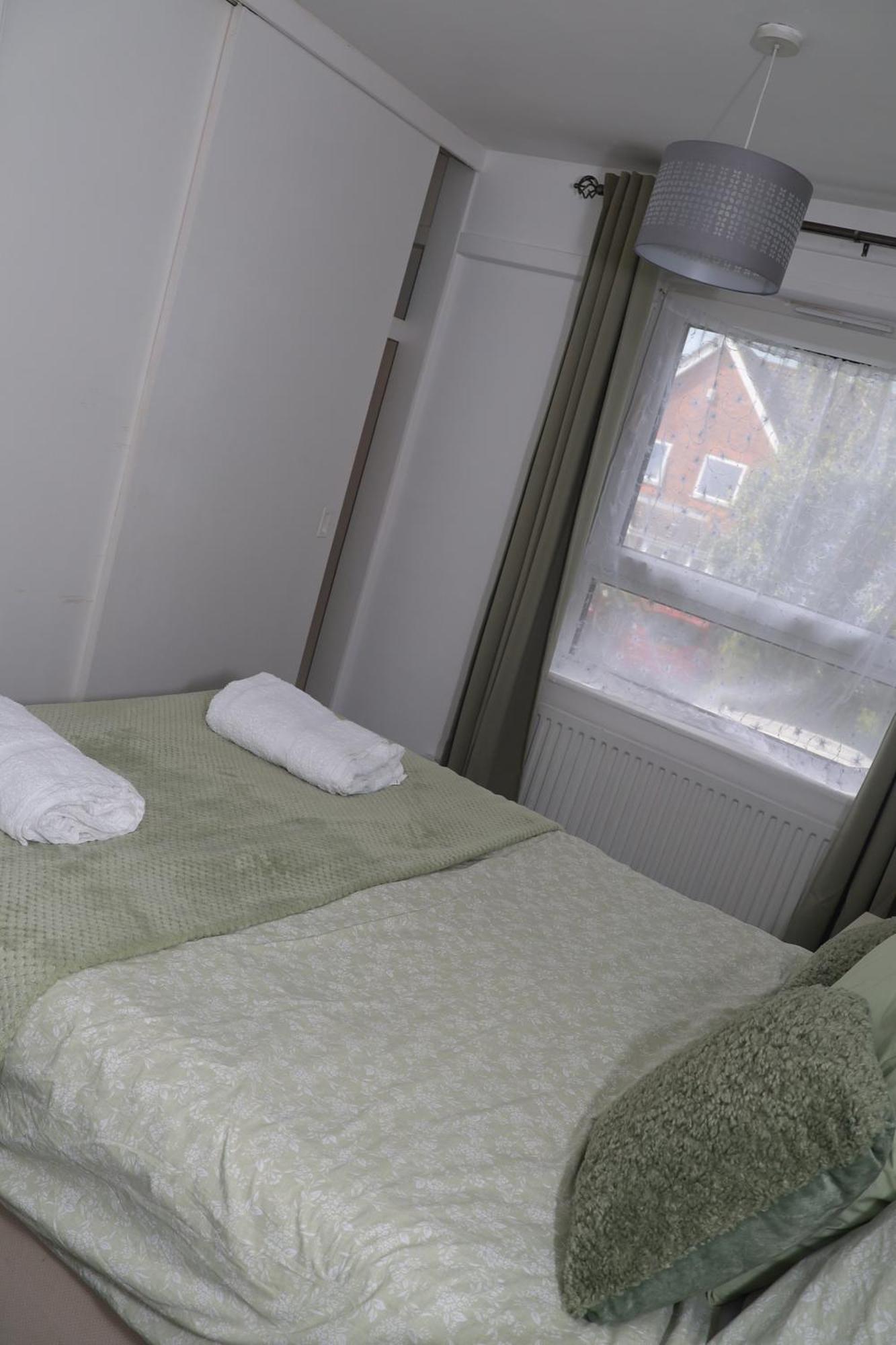 Superb 3 Bedroom Flat In Stafford Eksteriør billede