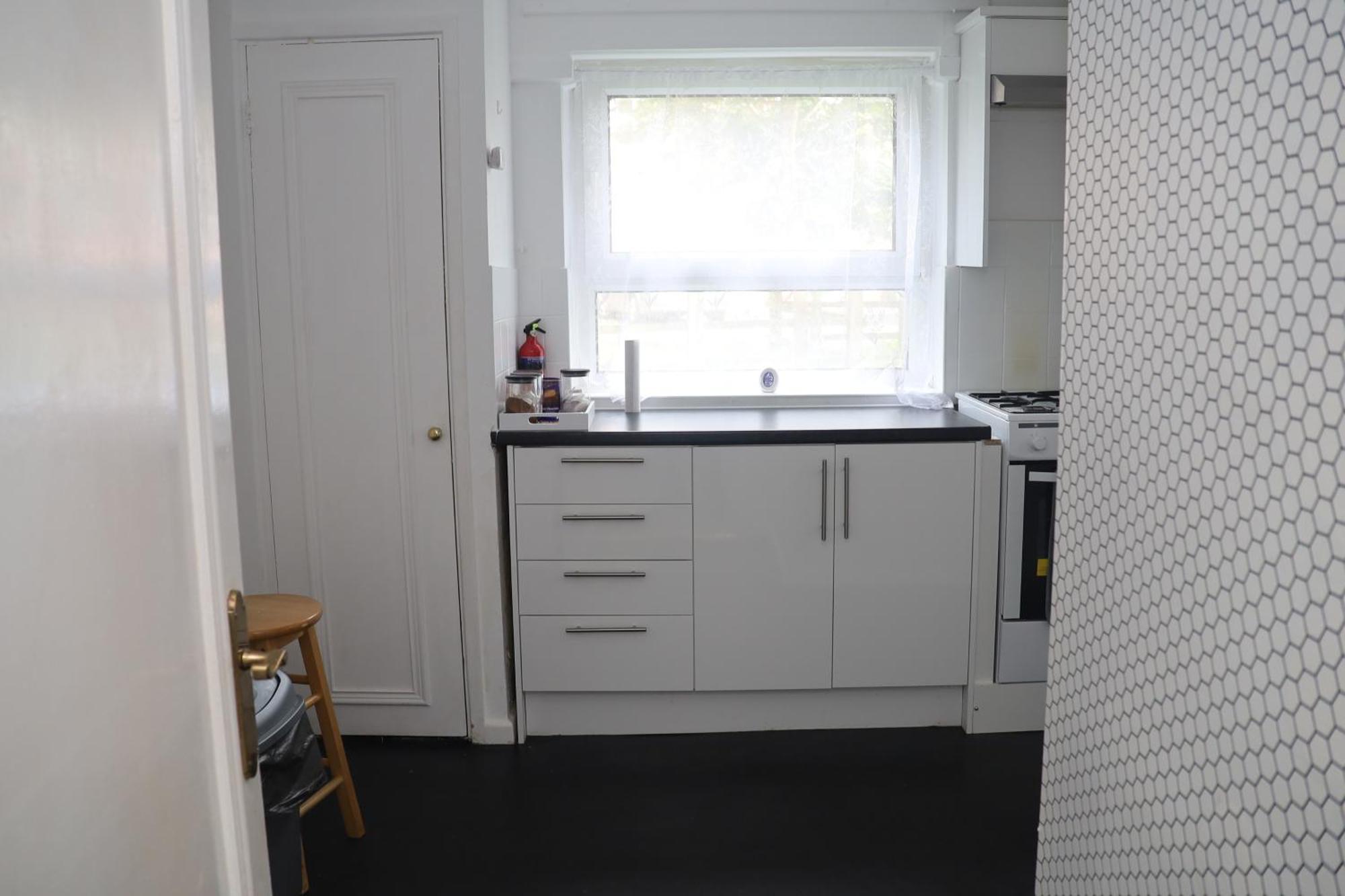 Superb 3 Bedroom Flat In Stafford Eksteriør billede